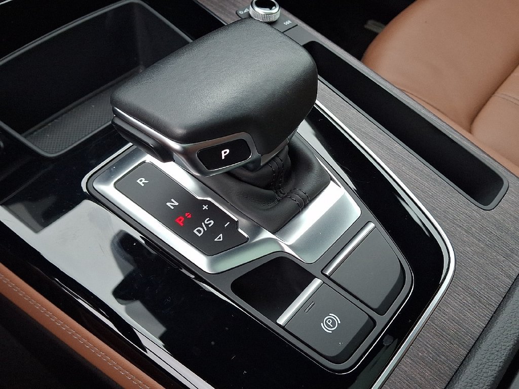 Used 2021 Audi Q5 2.0T Premium Plus AWD/4WD image 16