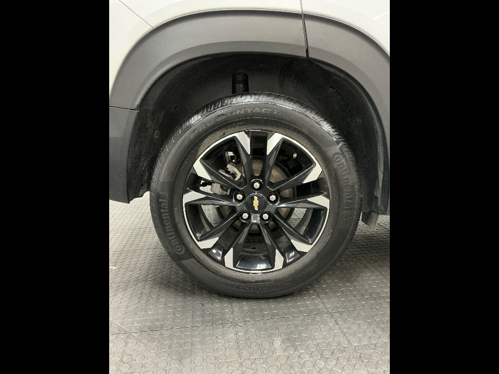 Used 2022 Chevrolet TrailBlazer LT w/ Convenience Package FWD image 36