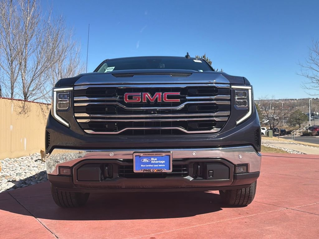 Used 2022 GMC Sierra 1500 SLT w/ SLT Premium Plus Package image 2