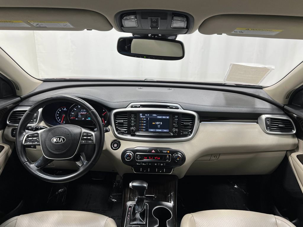 Used 2019 Kia Sorento EX image 18
