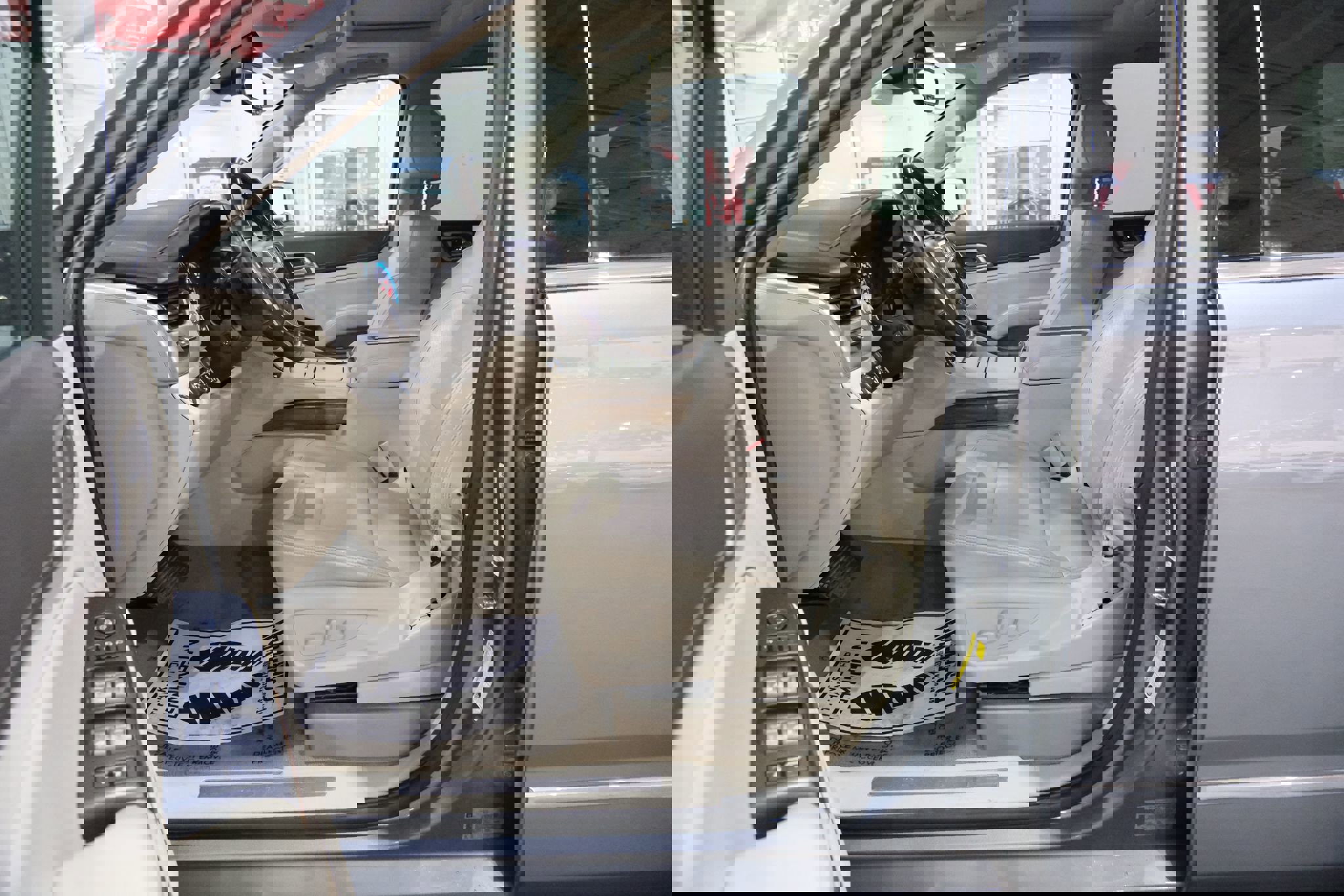 Used 2019 GMC Yukon XL Denali w/ Denali Ultimate Package image 18