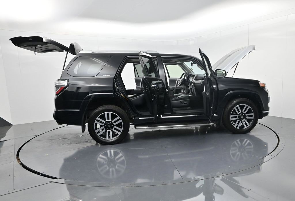 Used 2022 Toyota 4Runner Limited image 57