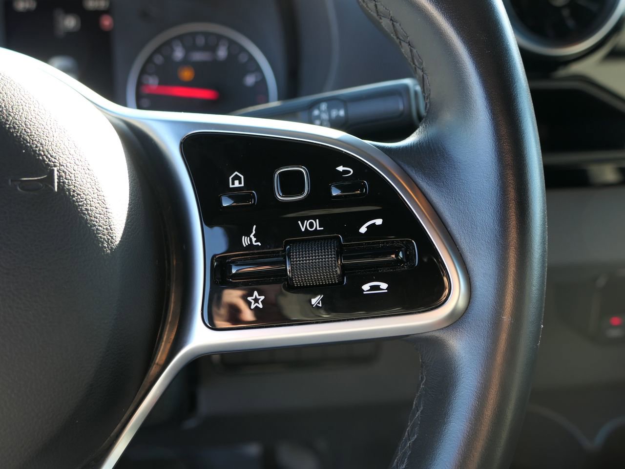 Used 2023 Mercedes-Benz Sprinter 2500 image 16