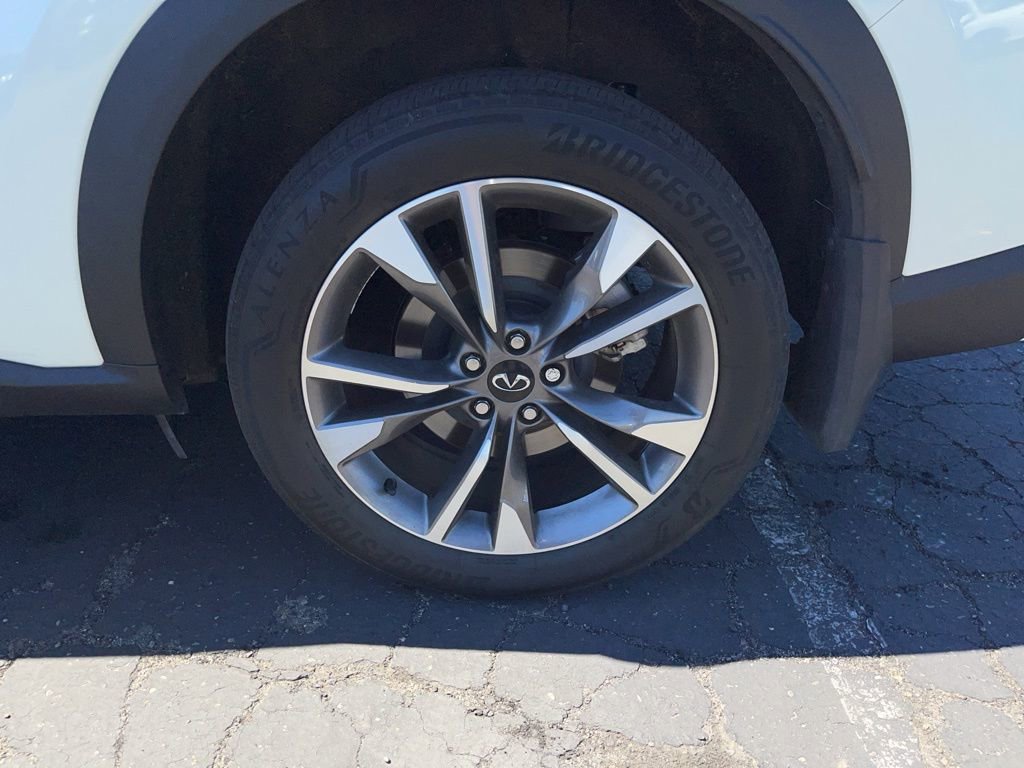 Certified 2023 INFINITI QX60 Luxe w/ Performance Audio Package FWD image 3