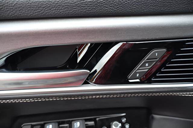 New 2026 Jeep Grand Wagoneer 4WD image 20