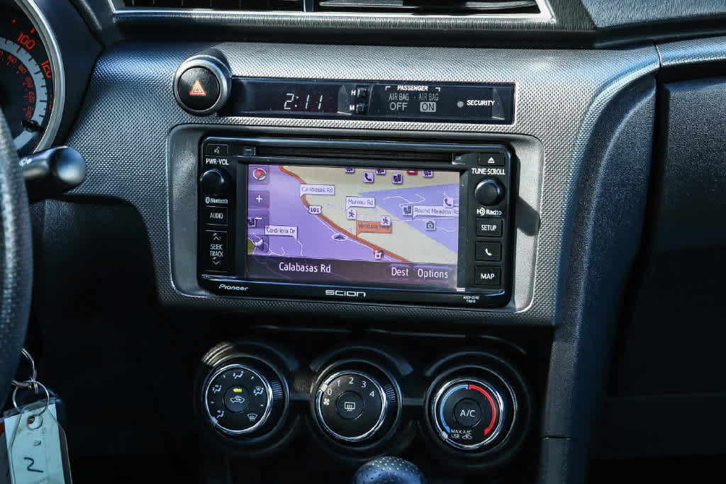 Used 2014 Scion tC FWD image 14
