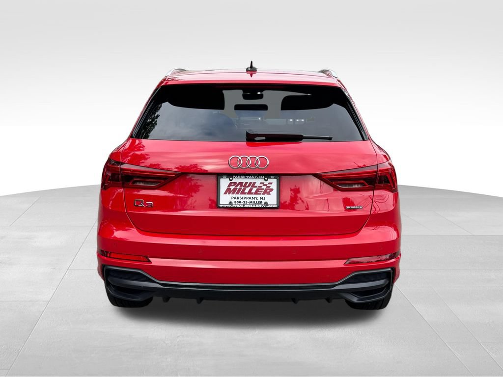 Used 2021 Audi Q3 2.0T Premium Plus w/ Premium Plus Package AWD/4WD image 9