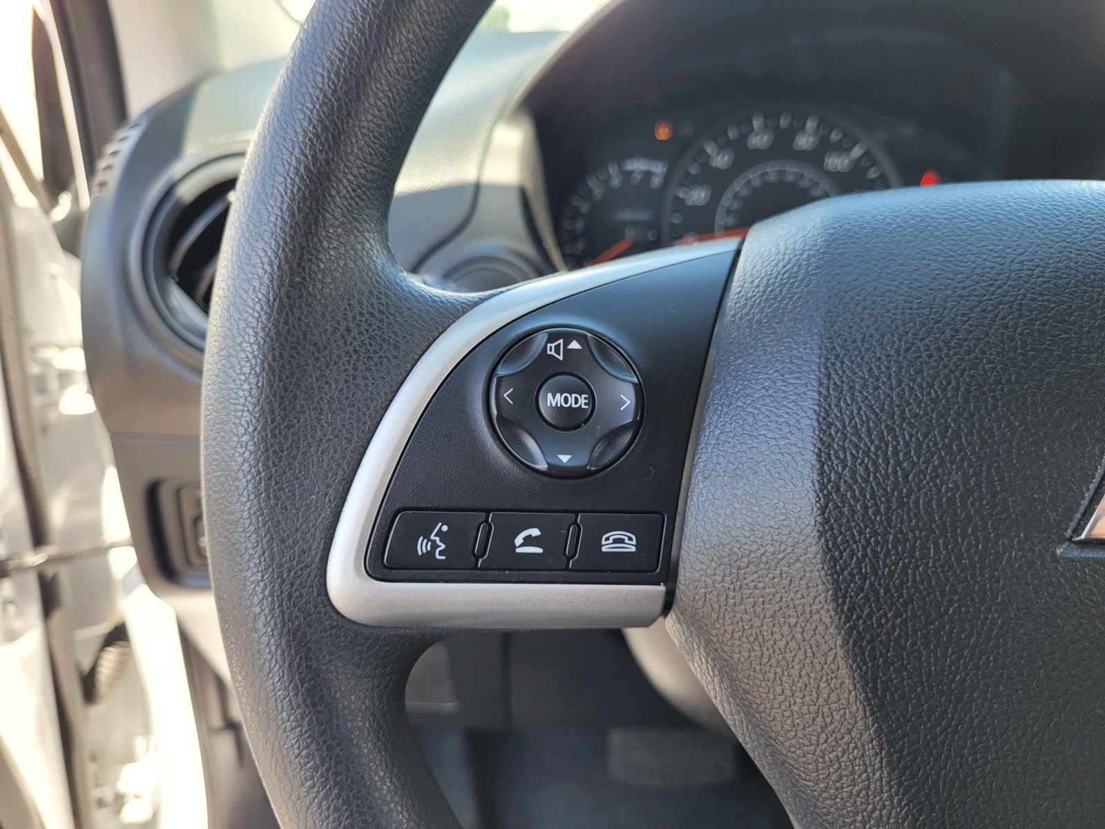 Used 2024 Mitsubishi Mirage G4 ES image 21