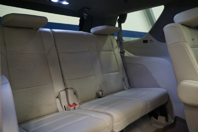 Certified 2022 Cadillac Escalade Sport Platinum AWD/4WD image 22