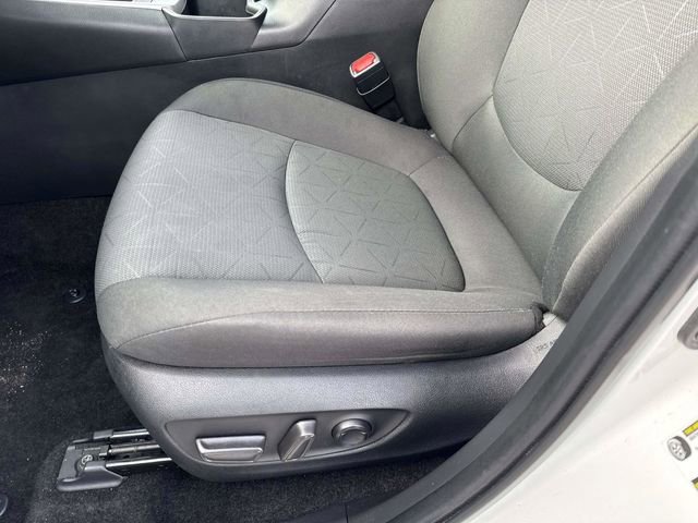 Used 2024 Toyota RAV4 XLE image 21