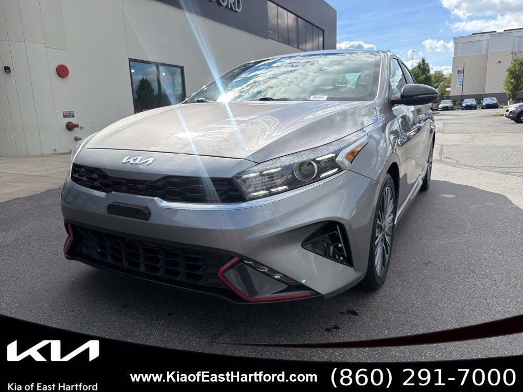 Certified 2023 Kia Forte GT-Line FWD image 3