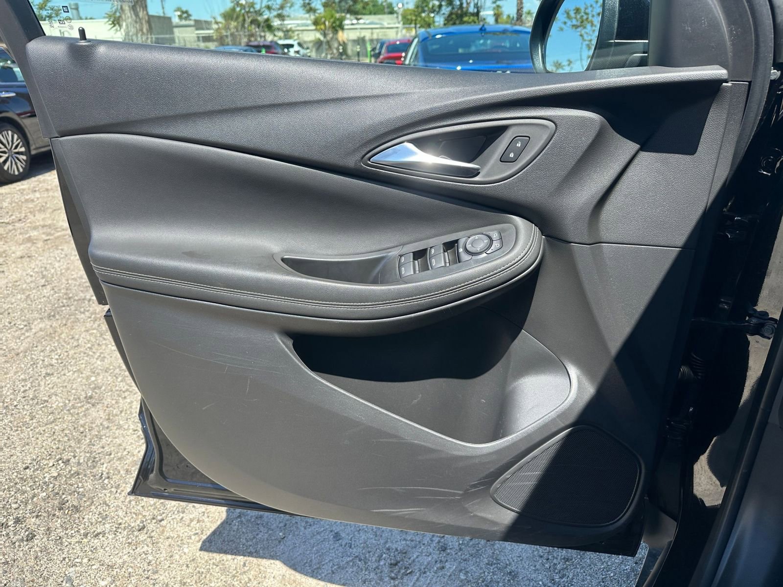 Used 2025 Buick Encore GX Preferred image 18