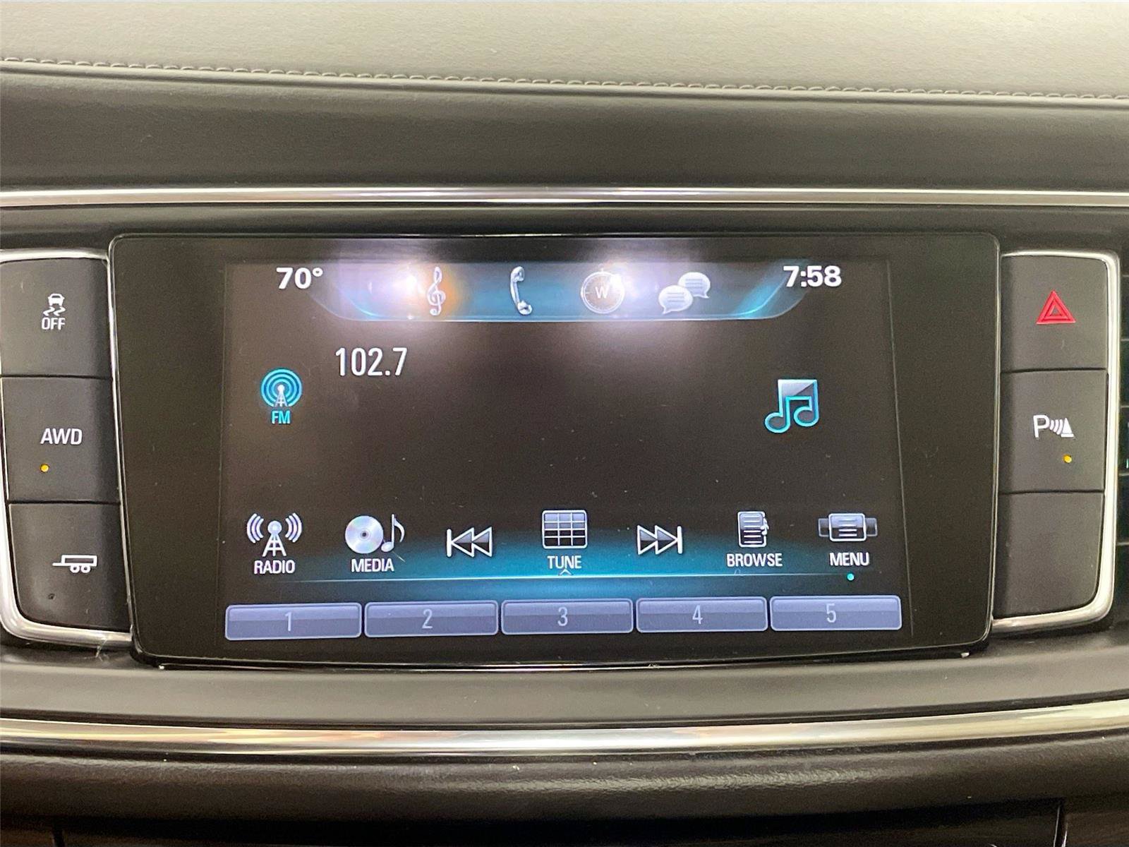 Used 2018 Buick Enclave Essence w/ Trailering Package AWD/4WD image 7