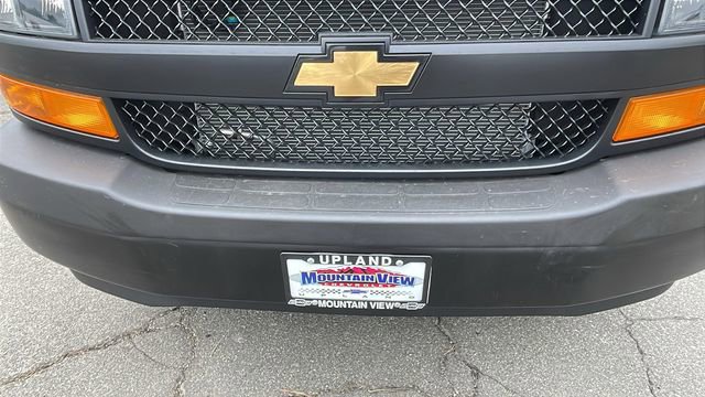 New 2026 Chevrolet Express 2500 RWD image 9