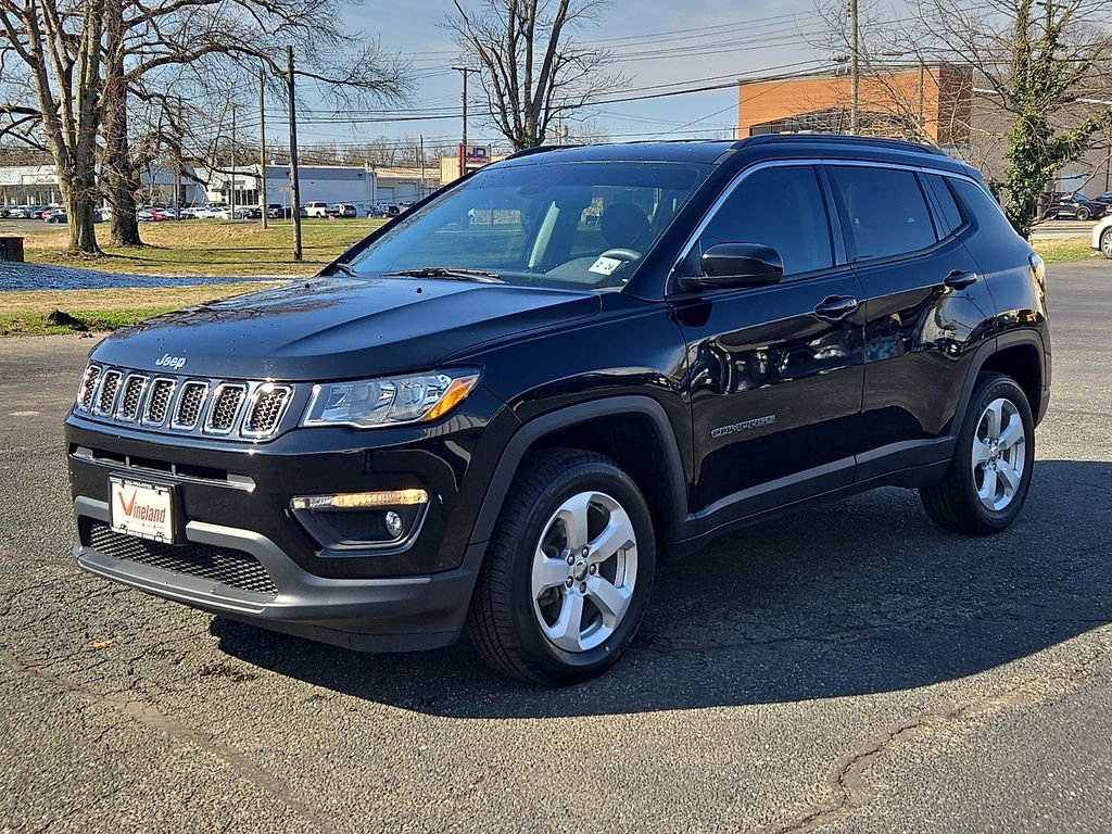 Used 2021 Jeep Compass Latitude AWD/4WD image 3