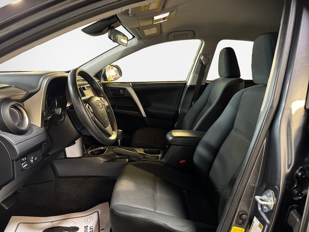 Used 2018 Toyota RAV4 LE w/ All Weather Liner Package AWD/4WD image 12