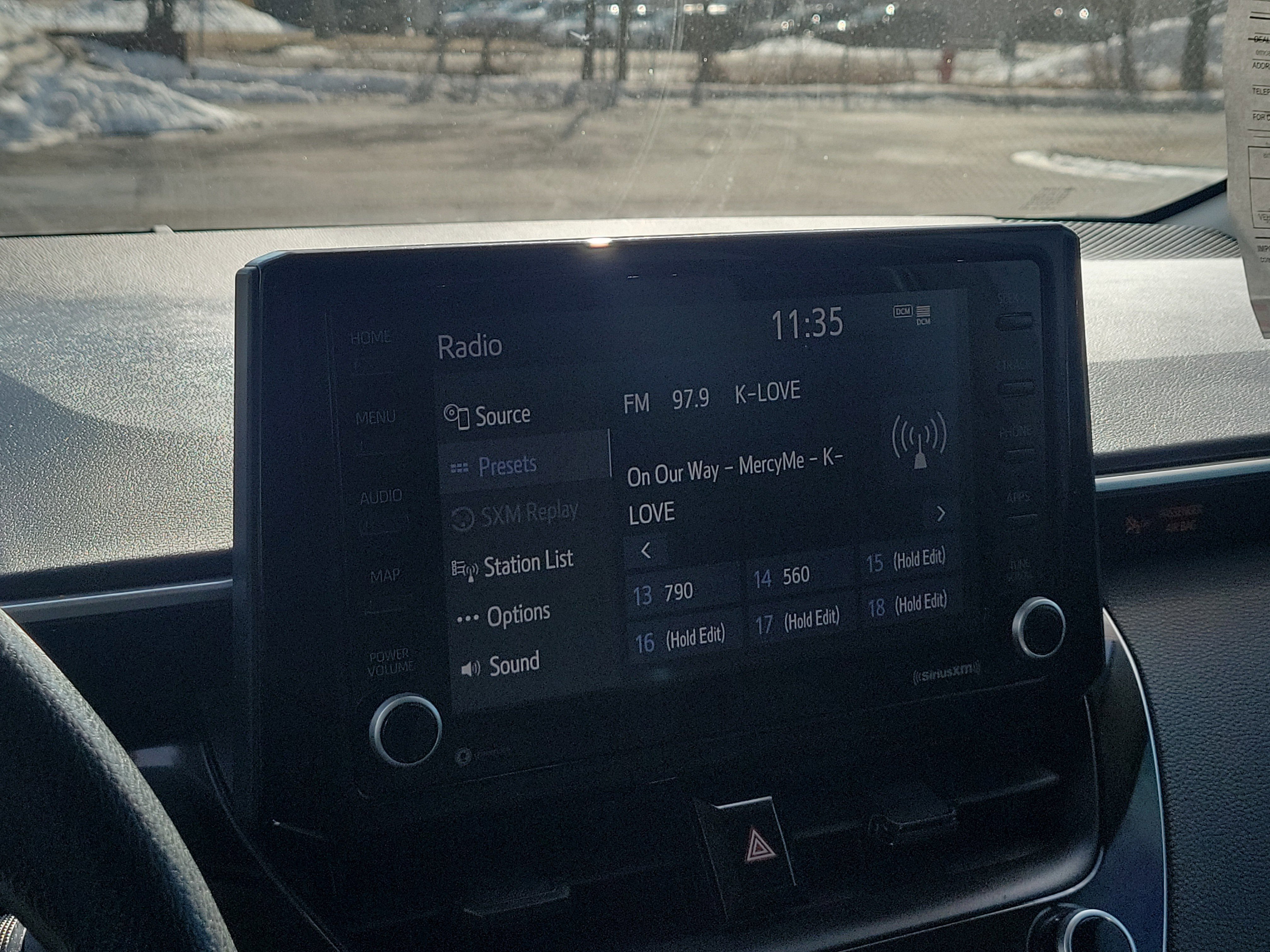 Used 2022 Toyota Corolla LE image 25