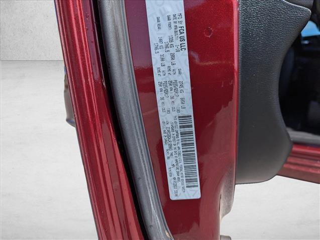 Used 2018 Dodge Grand Caravan SE image 30