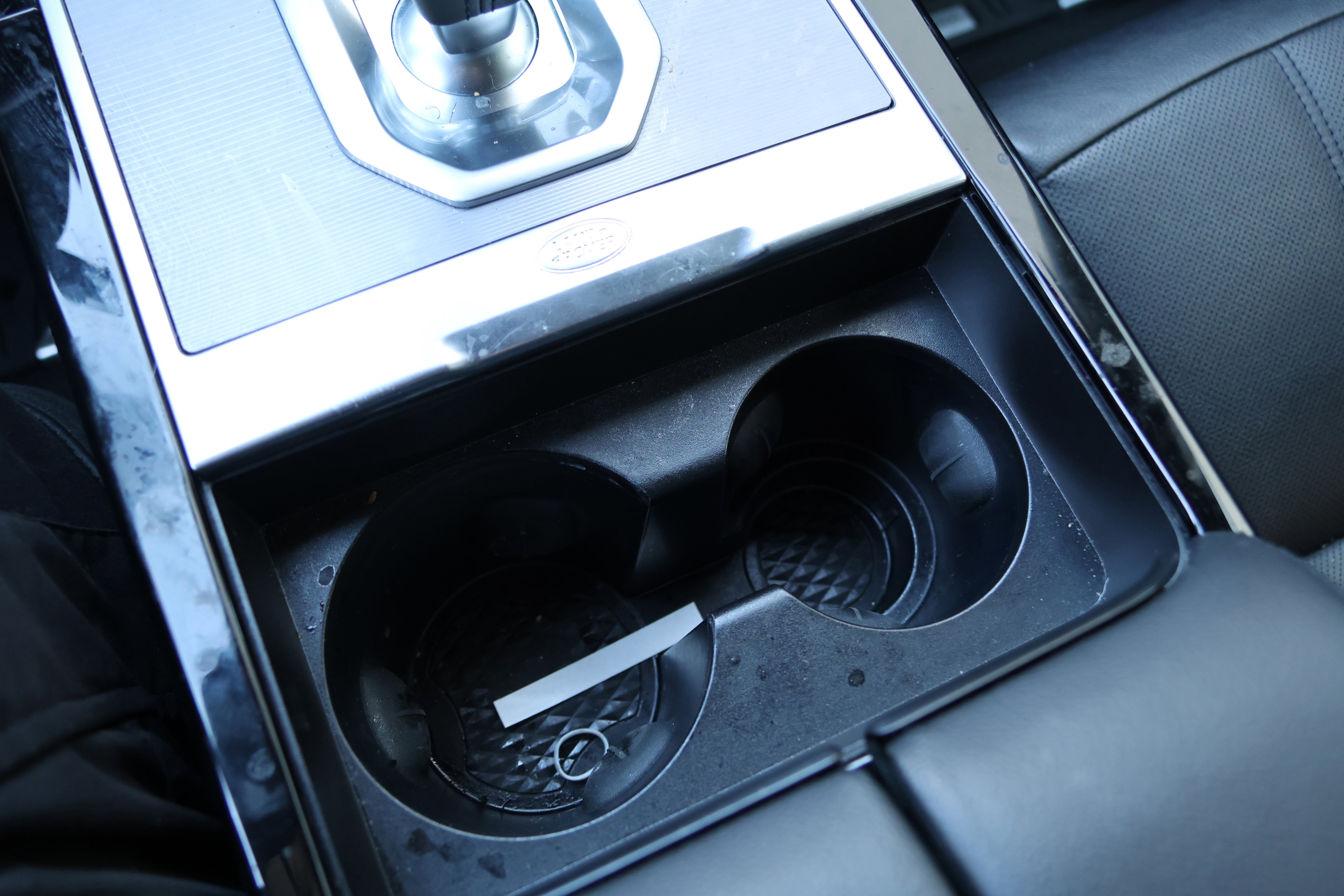 Used 2020 Land Rover Range Rover Evoque SE image 28