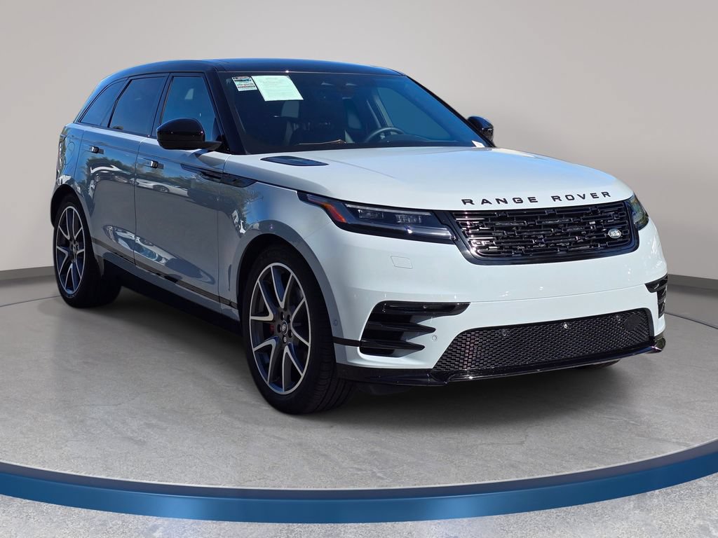 Certified 2025 Land Rover Range Rover Velar Dynamic SE AWD/4WD image 3