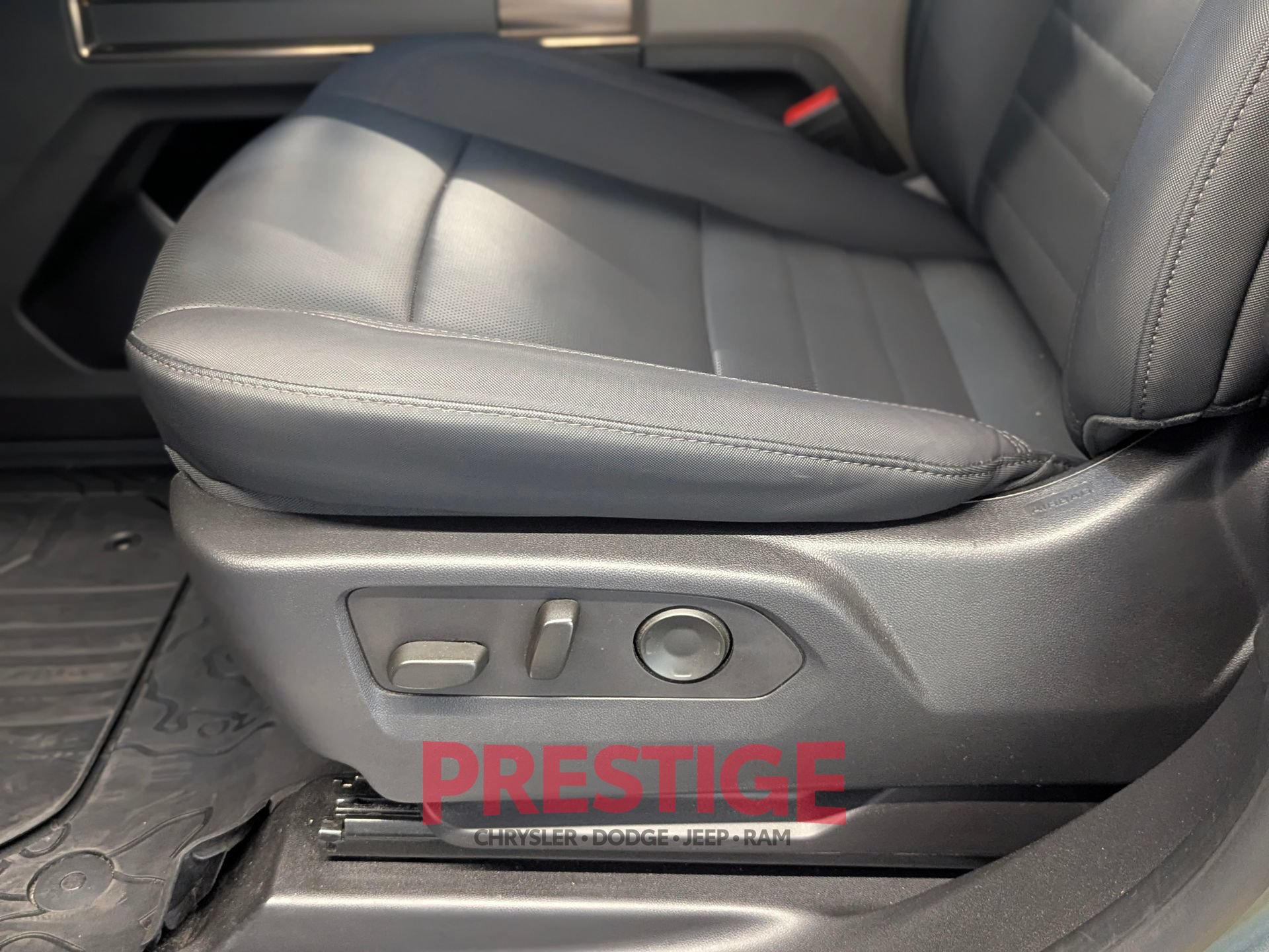 Used 2024 GMC Hummer EV 3X AWD/4WD image 29