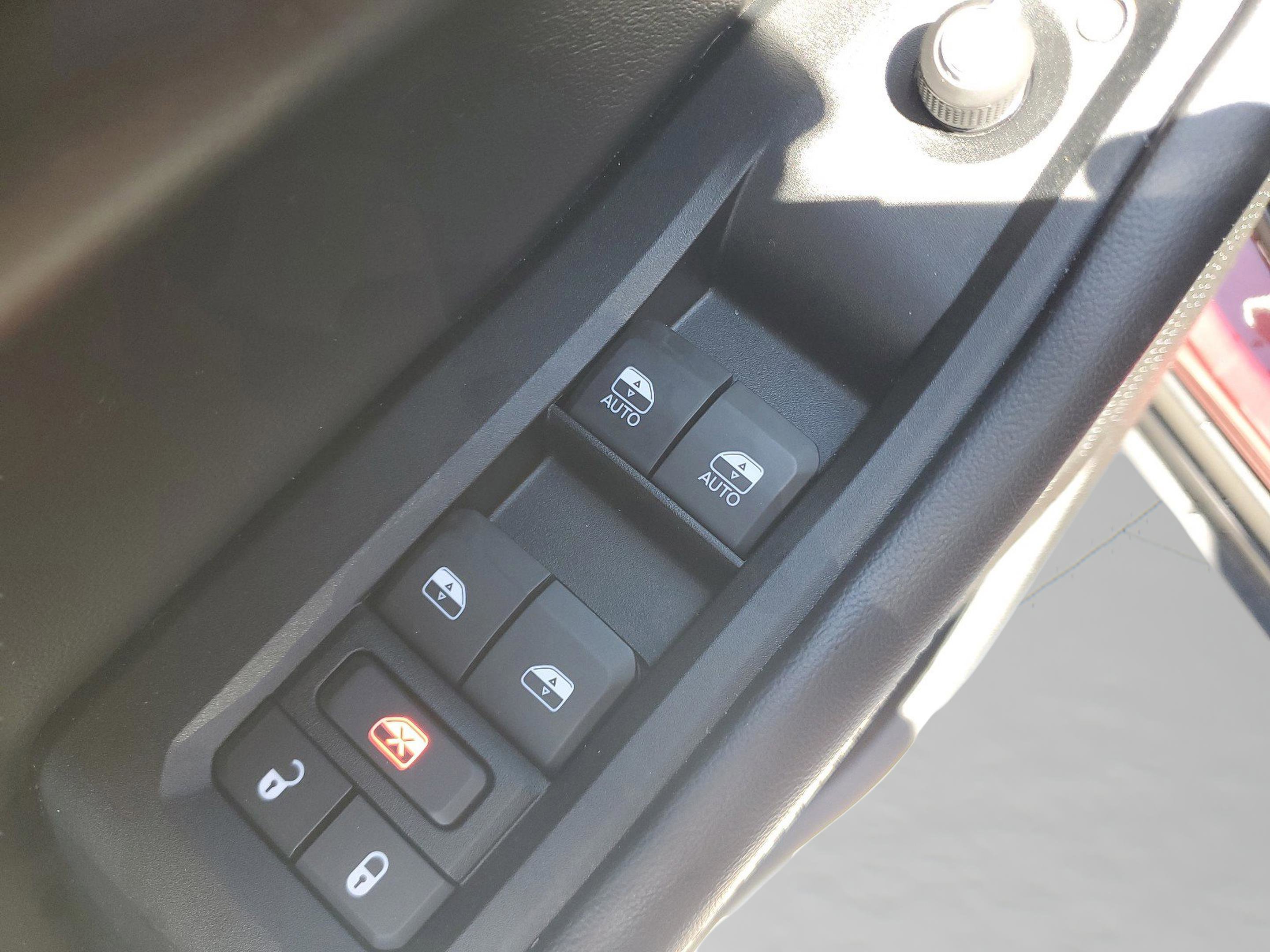 Certified 2023 Jeep Grand Cherokee L Laredo image 16