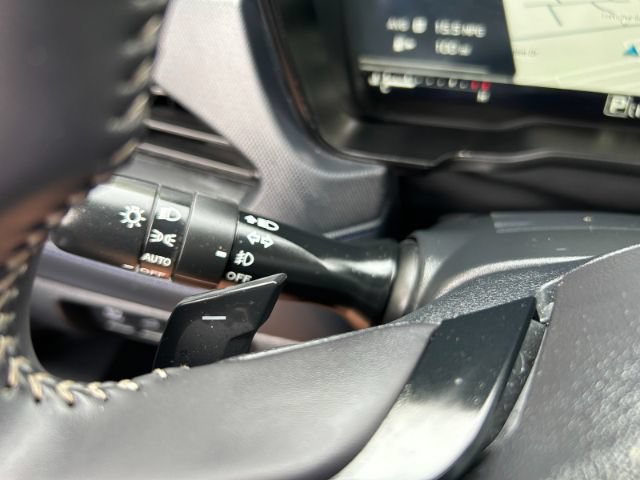 Used 2025 Subaru Forester Premium AWD/4WD image 21