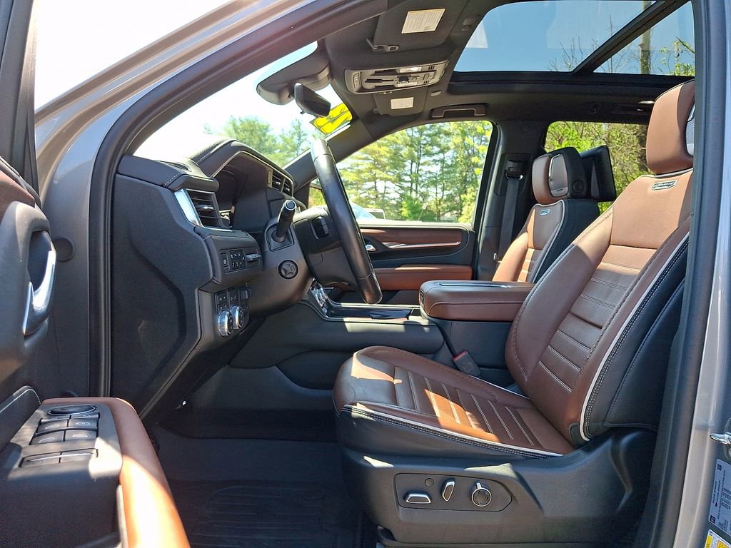 Certified 2023 GMC Yukon Denali Ultimate AWD/4WD image 14