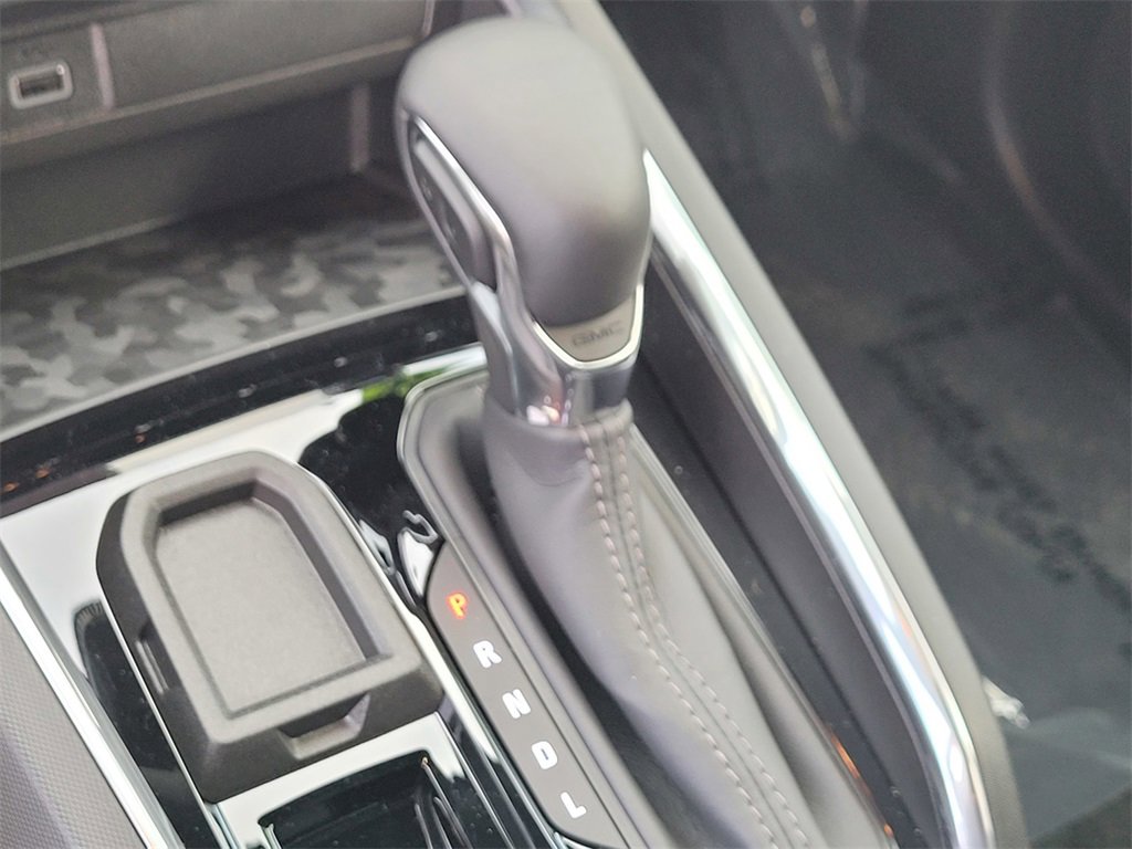 New 2026 GMC Canyon Elevation w/ Convenience Package image 17