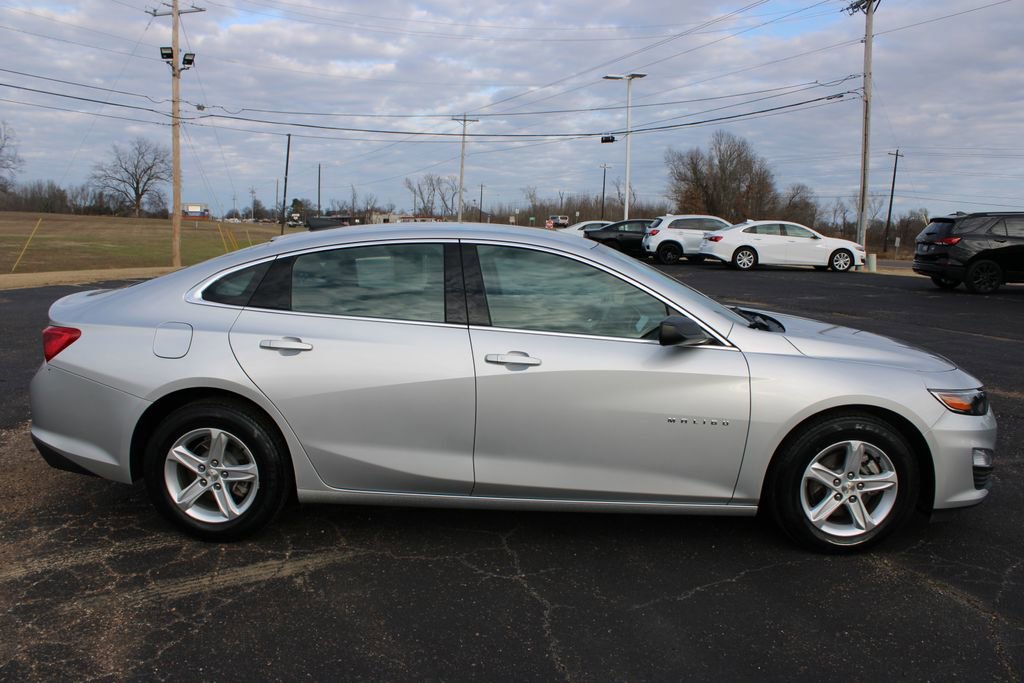 Used 2020 Chevrolet Malibu LS image 9
