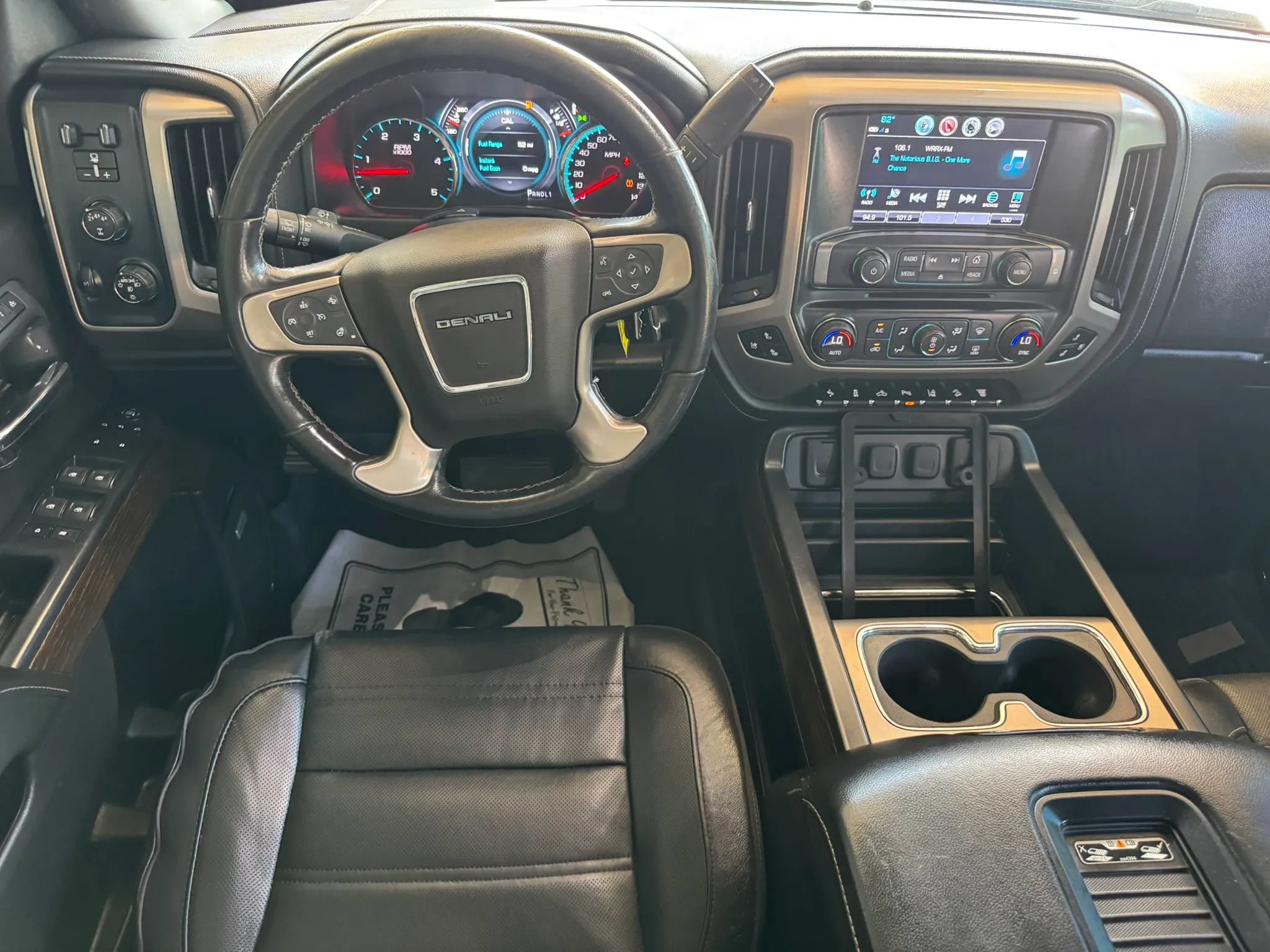 Used 2019 GMC Sierra 2500 Denali w/ Duramax Plus Package AWD/4WD image 22