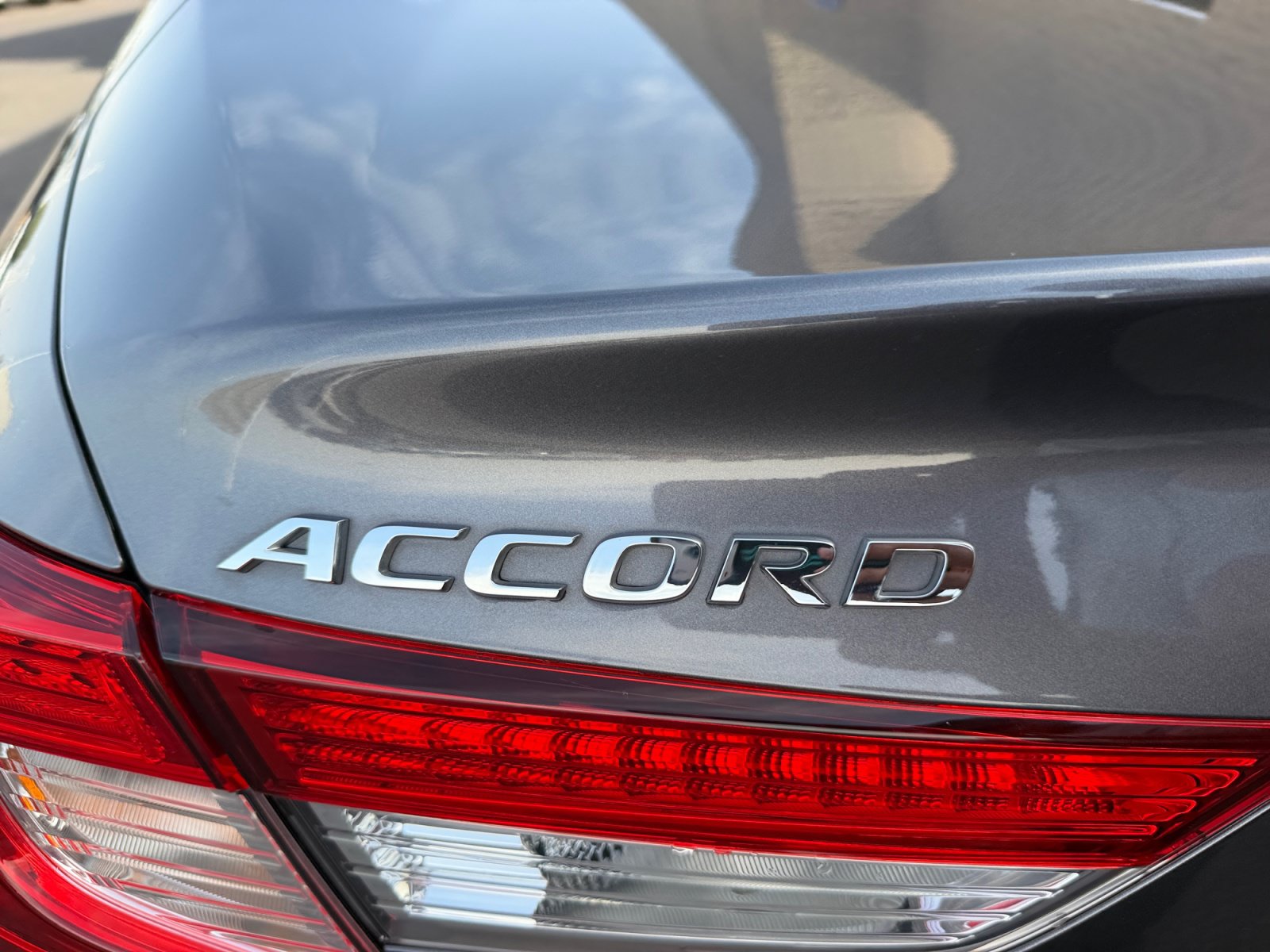 Used 2020 Honda Accord LX image 24