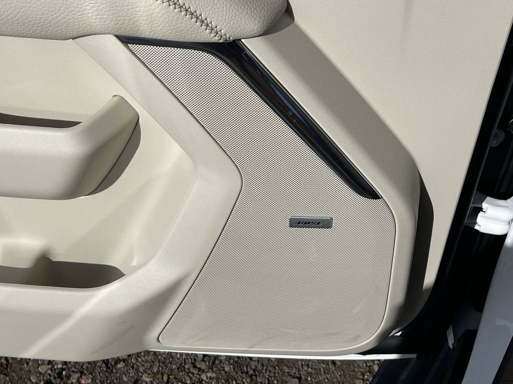 New 2026 GMC Yukon Denali w/ Denali Reserve Package image 25