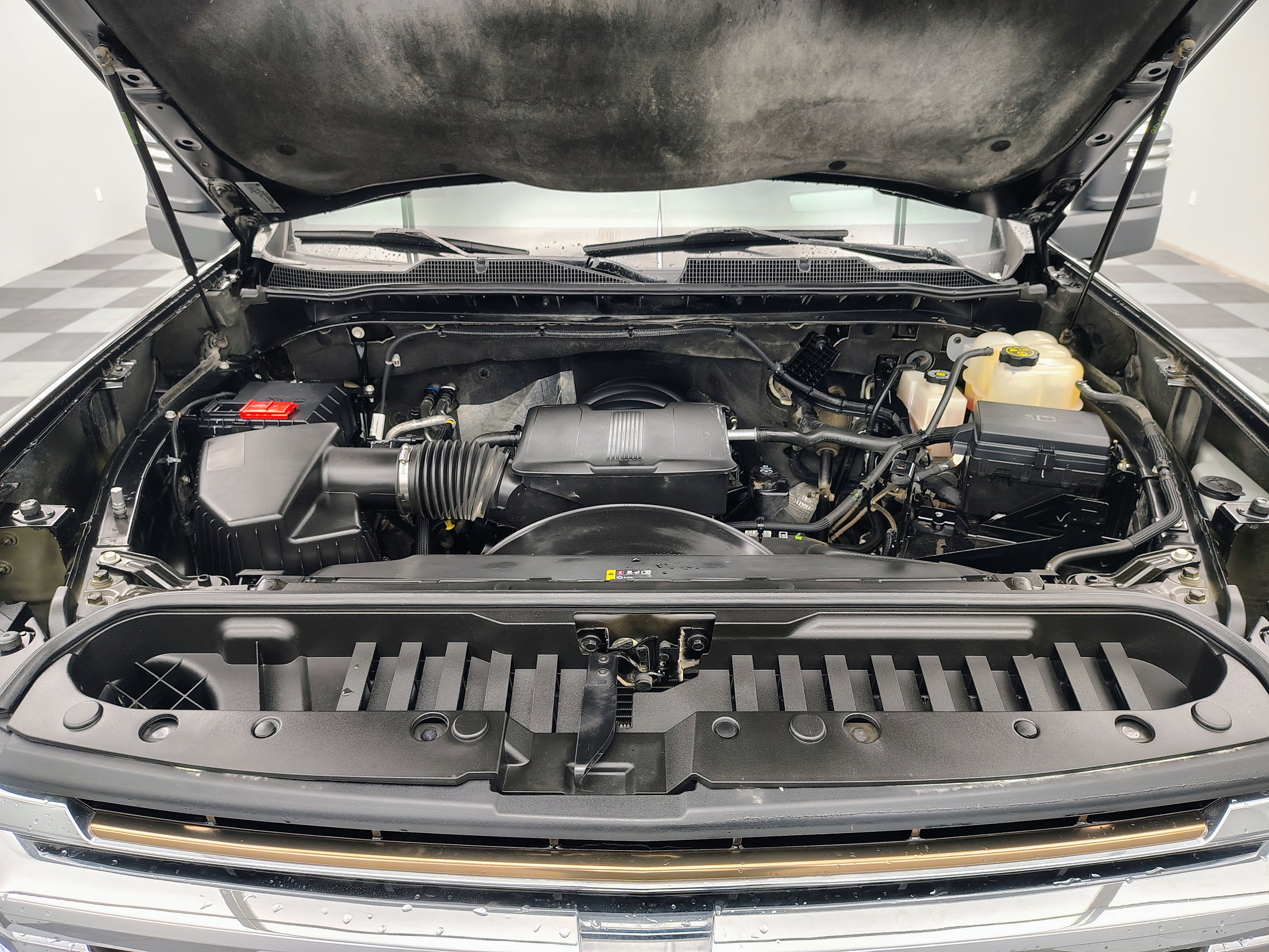 Used 2022 Chevrolet Silverado 3500 High Country w/ Technology Package image 19