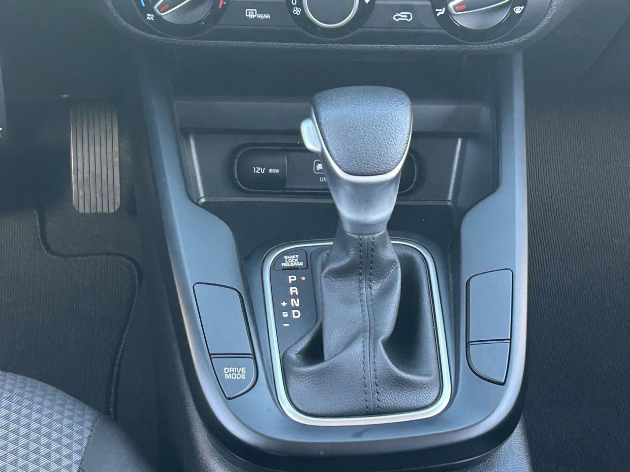 Used 2025 Kia Soul S FWD image 21