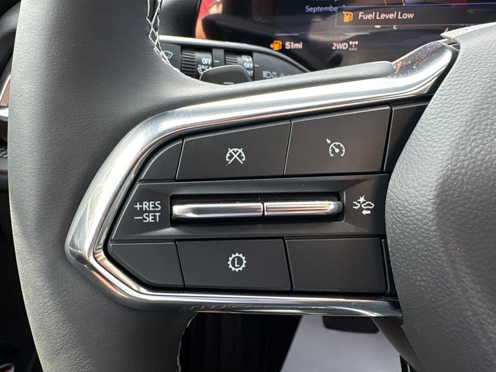 New 2027 Chevrolet Traverse LT w/ Sun and Wheel Package AWD/4WD image 19