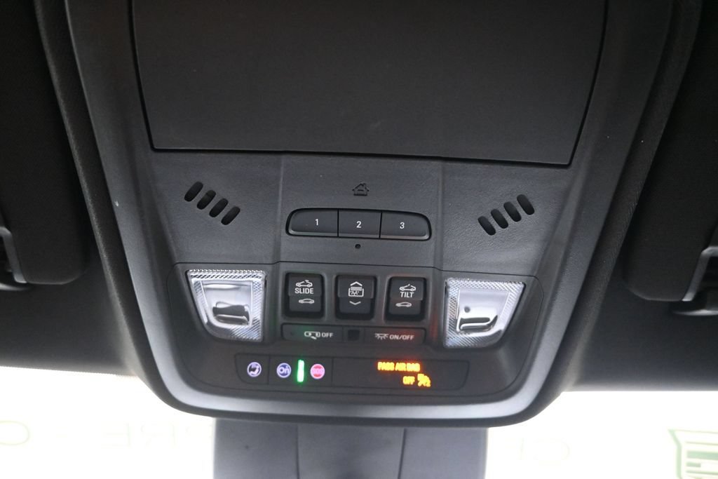 Certified 2024 Cadillac XT4 Sport AWD/4WD image 23