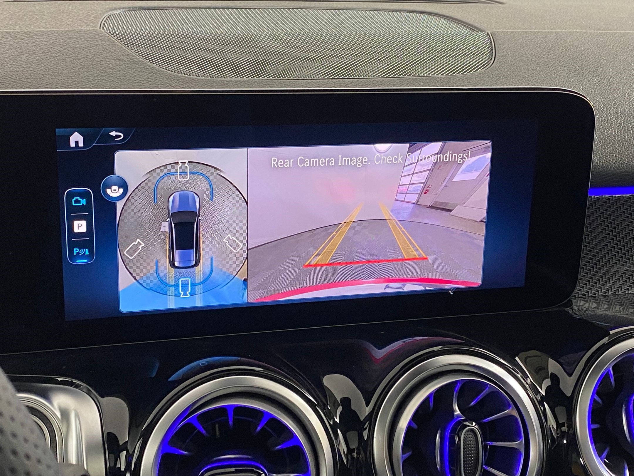 Used 2026 Mercedes-Benz GLB 250 4MATIC image 24