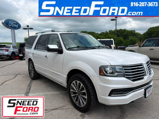 Used 2017 Lincoln Navigator Select AWD/4WD image 1