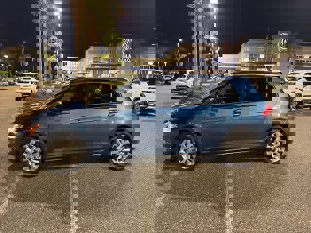 Used 2021 Volkswagen Golf 4-Door image 10