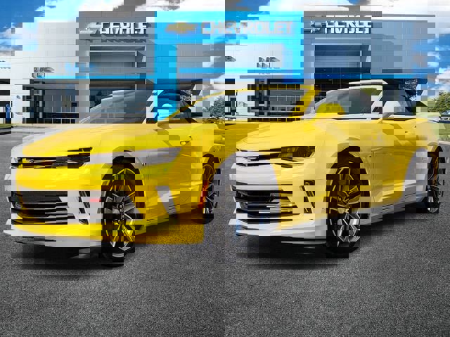 Used 2017 Chevrolet Camaro LT w/ RS Package image 6