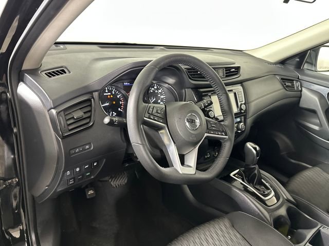 Used 2020 Nissan Rogue SV AWD/4WD image 13