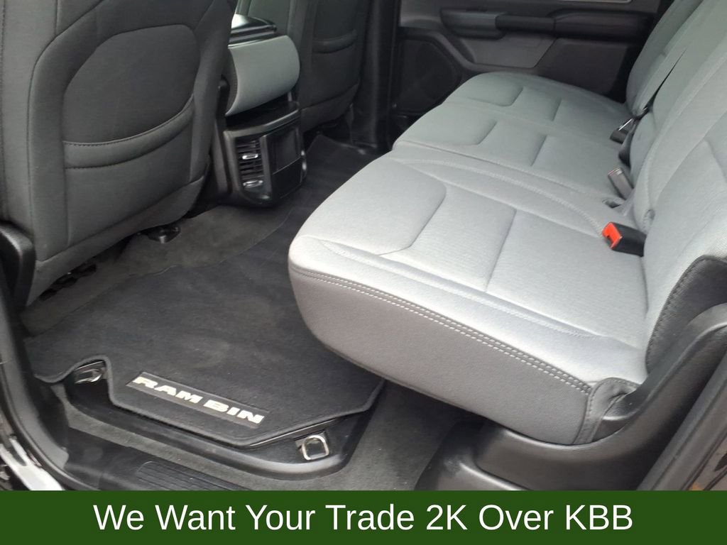 Used 2022 RAM 1500 Big Horn AWD/4WD image 12