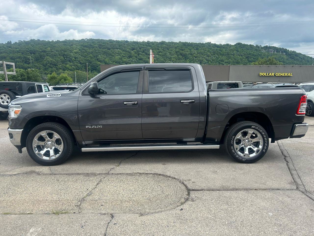 Used 2020 RAM 1500 Big Horn AWD/4WD image 4