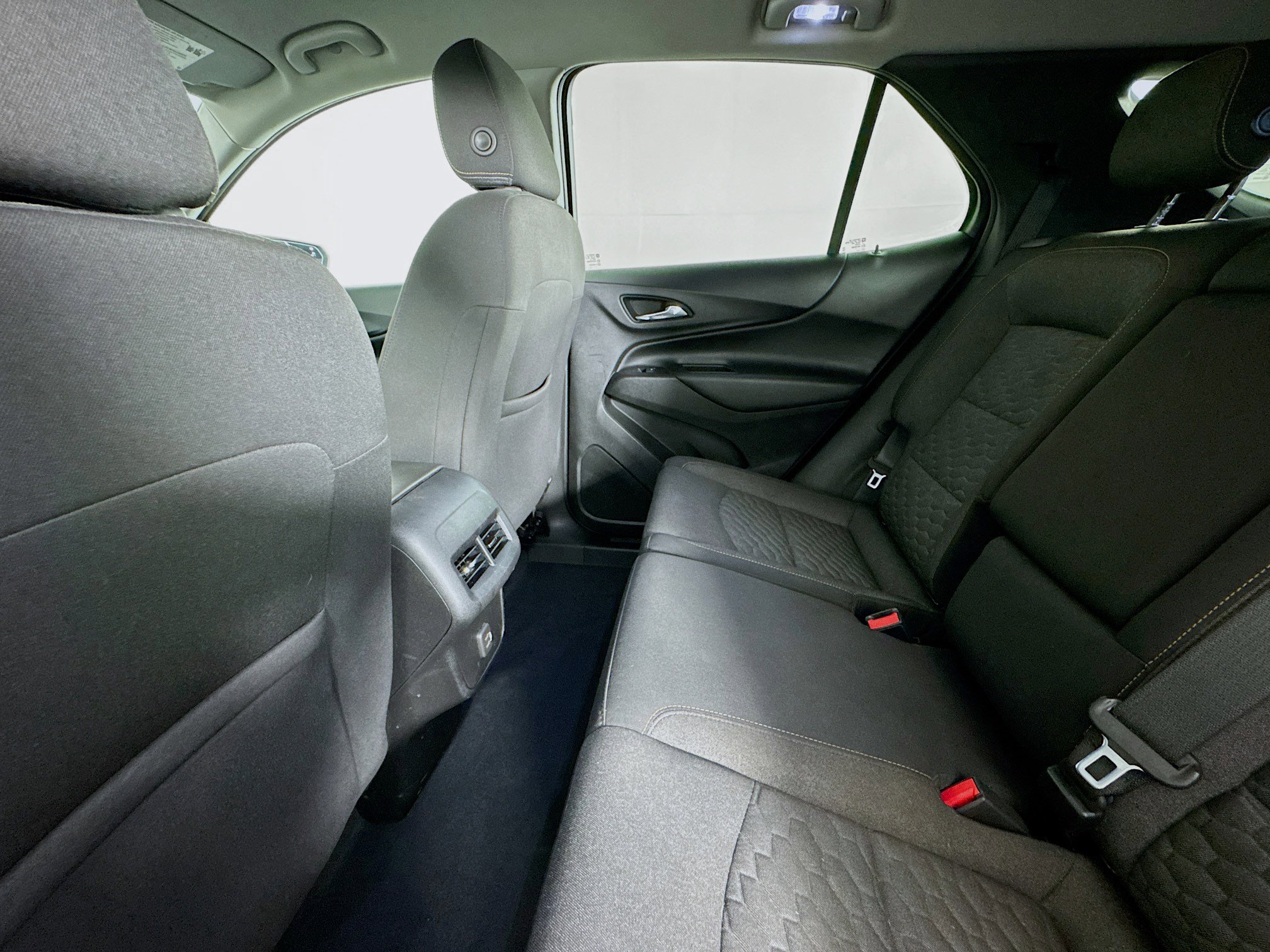 Used 2019 Chevrolet Equinox LT image 24