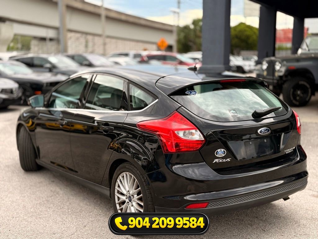 Used 2014 Ford Focus Titanium FWD image 3