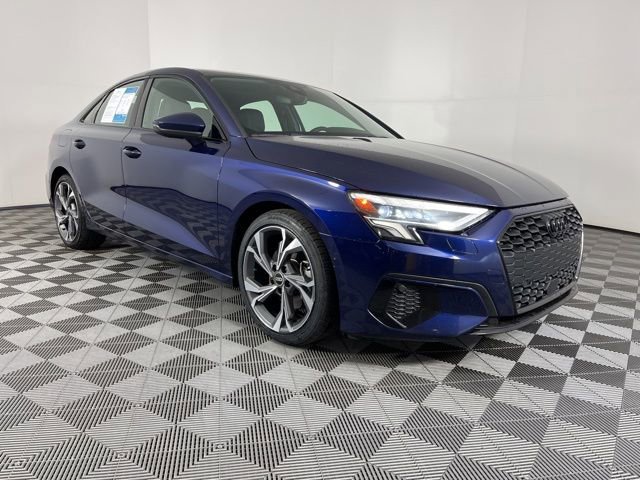 Used 2022 Audi A3 2.0T Premium Plus w/ Premium Plus Package FWD image 3