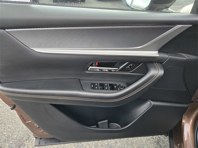 Certified 2025 MAZDA CX-70 3.3 Turbo S w/ Premium Package image 16