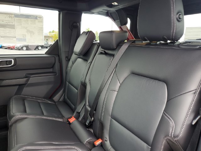 New 2026 Ford Bronco Outer Banks AWD/4WD image 30