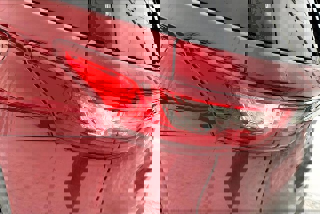 Used 2018 Chevrolet Traverse LT w/ LPO, Cargo Package image 28